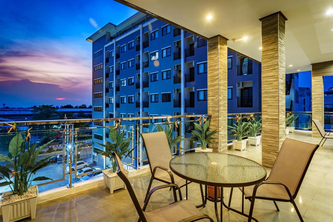 Lux Boutique Hotel Nonthaburi Bagian luar foto