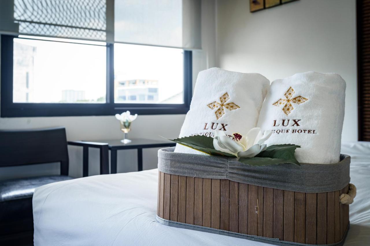 Lux Boutique Hotel Nonthaburi Bagian luar foto